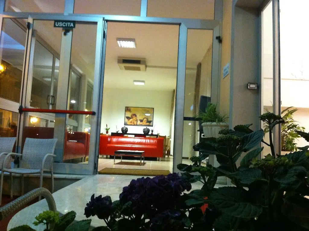 Albergo Colonna Rimini 2*,